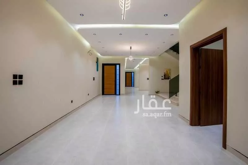 6 bedroom villa in King Fahd 22