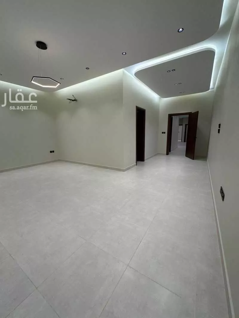 6 bedroom villa in King Fahd 6