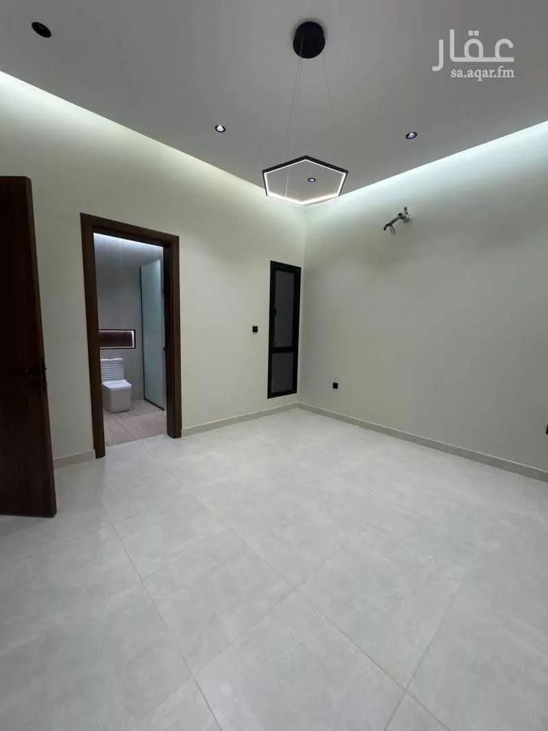6 bedroom villa in King Fahd 8