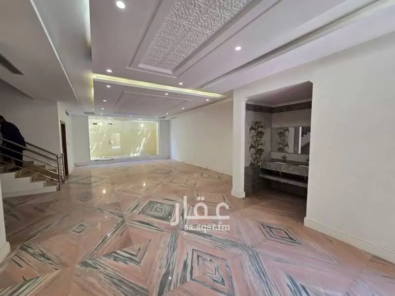 6 bedroom villa in Al Awali 15