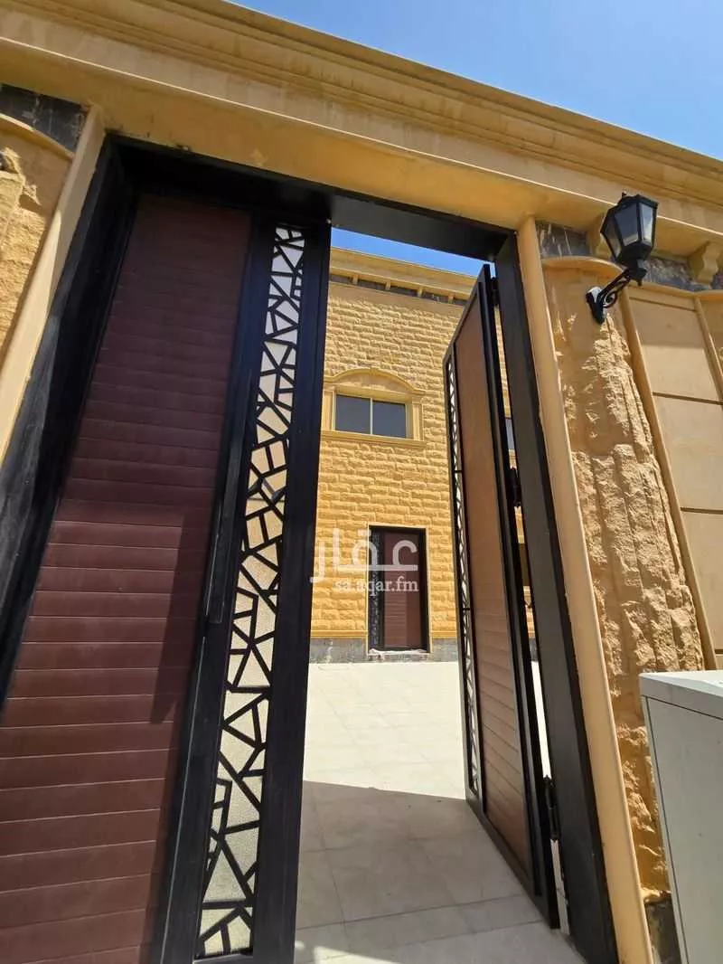 6 bedroom villa in Al Awali 3