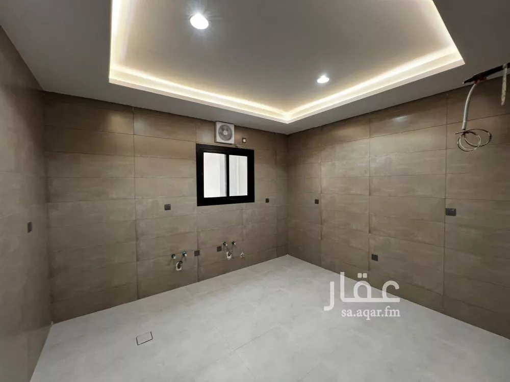 6 bedroom villa in Al Umrah Al Jadidah 8