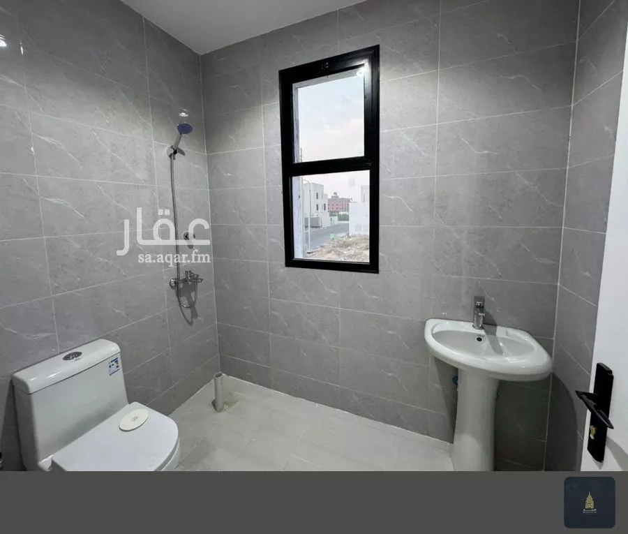 6 bedroom villa in King Fahd 7