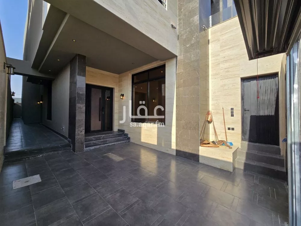 9 bedroom villa in Al Ukayshiyyah 16
