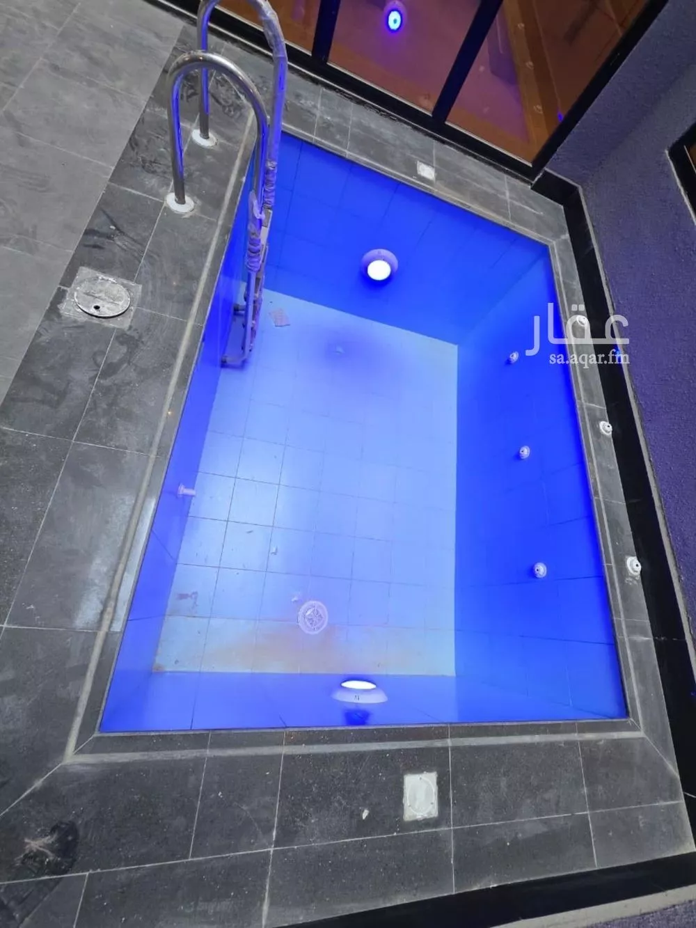 9 bedroom villa in Al Ukayshiyyah 3