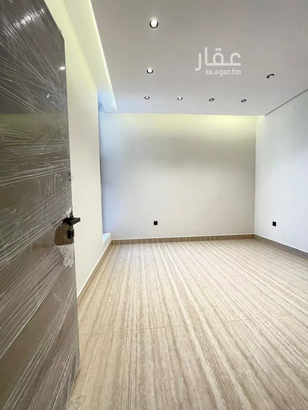8 bedroom villa in Al Ukayshiyyah 2
