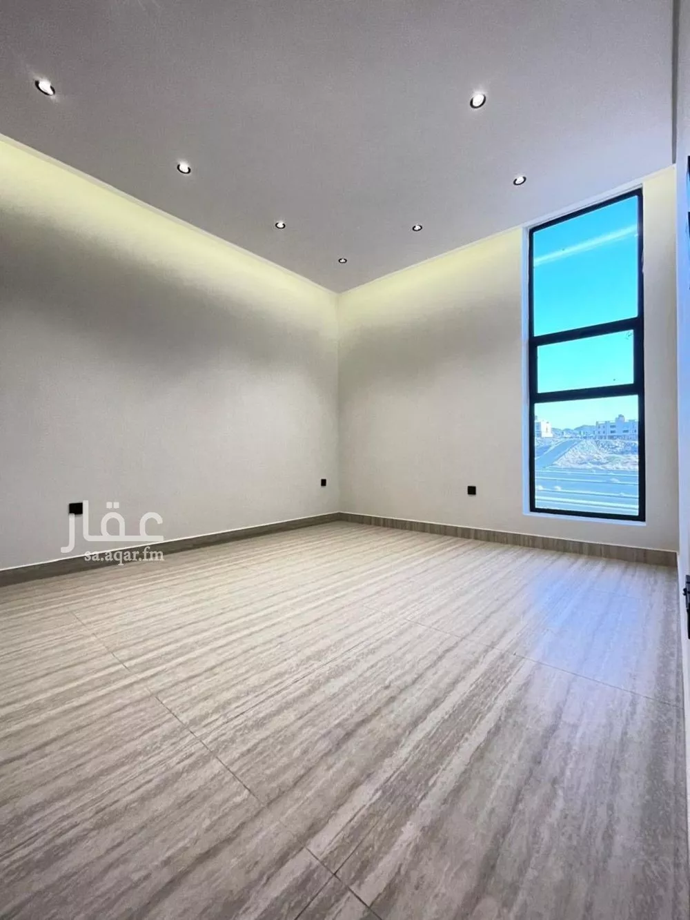 8 bedroom villa in Al Ukayshiyyah 12