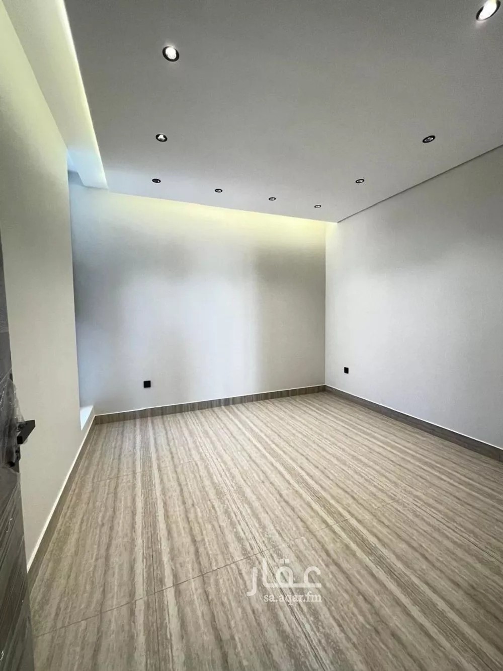 8 bedroom villa in Al Ukayshiyyah 6