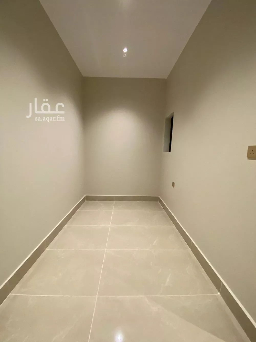 فيلا 8 غرف في العوالي 14