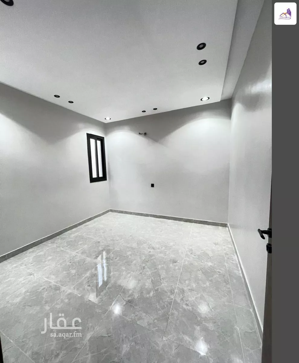 6 bedroom villa in Al Ukayshiyyah 15