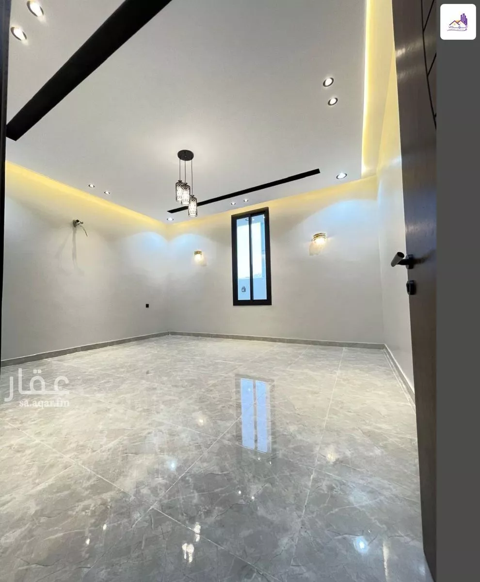6 bedroom villa in Al Ukayshiyyah 7