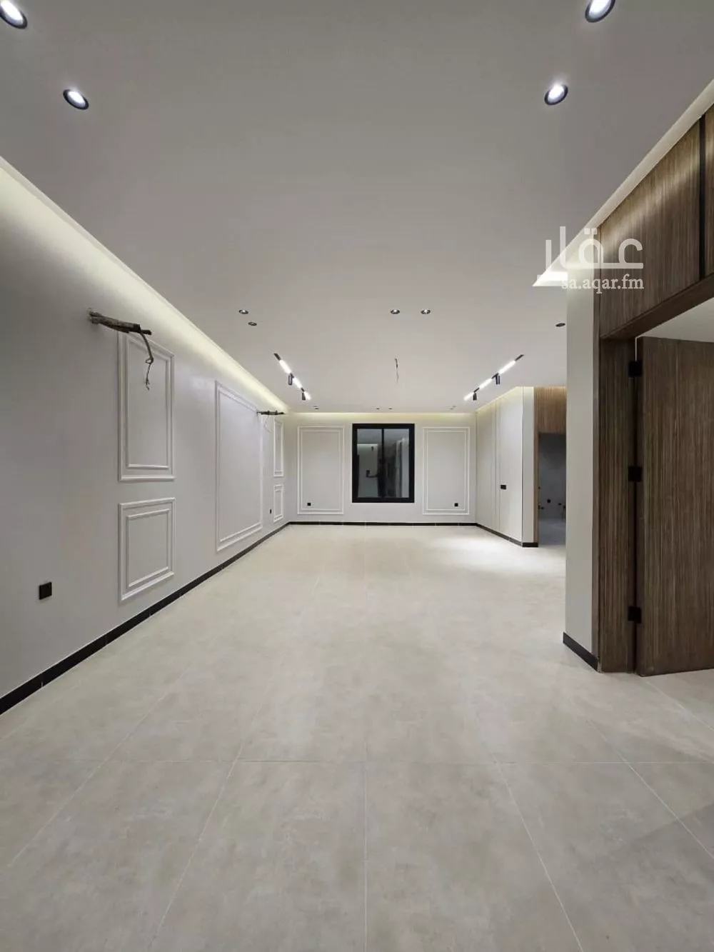 8 bedroom villa in King Fahd 3