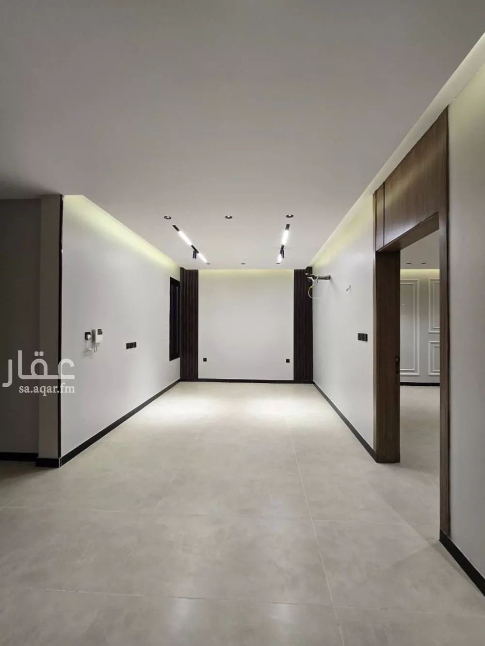 8 bedroom villa in King Fahd 30