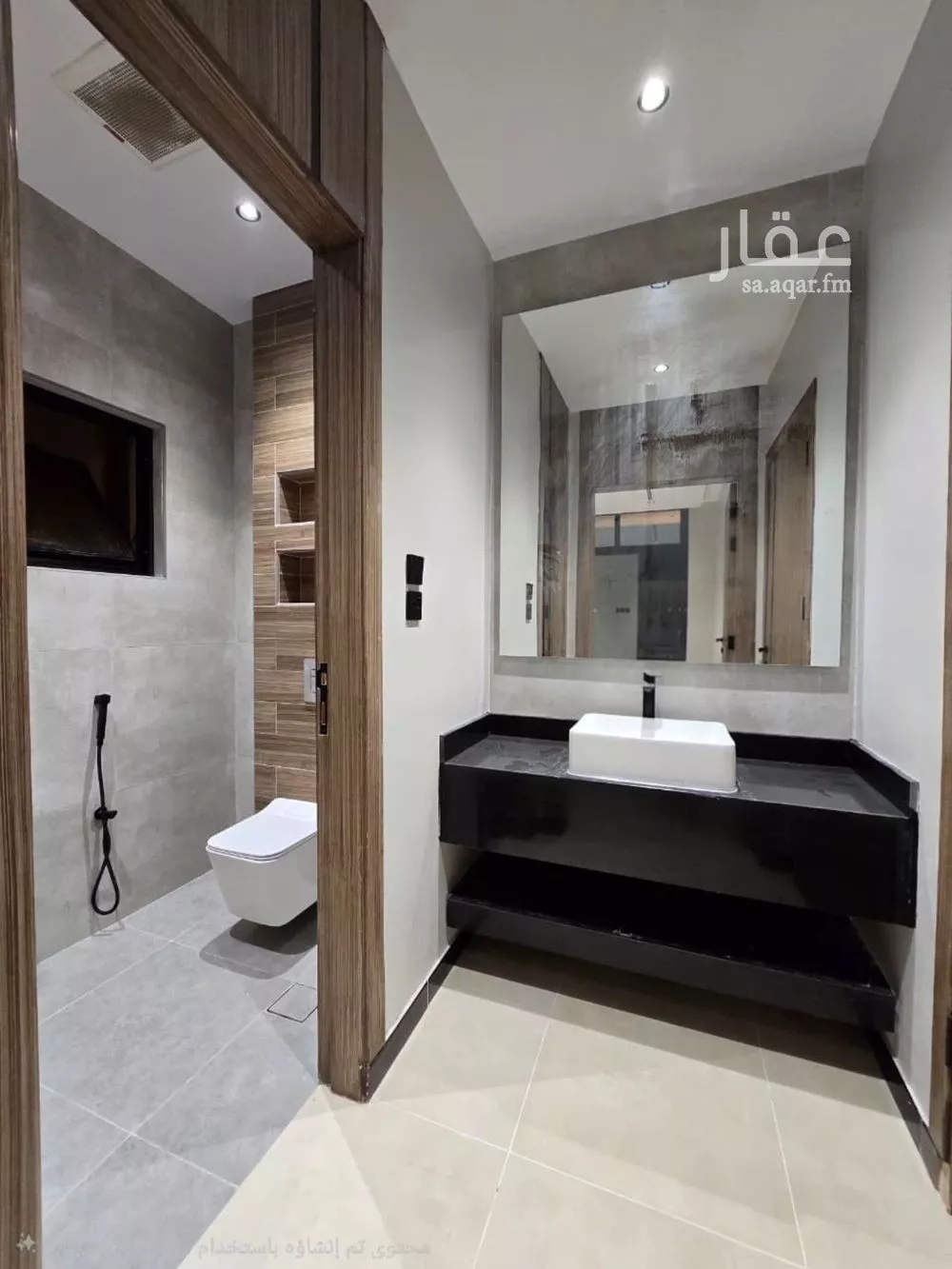 8 bedroom villa in King Fahd 10