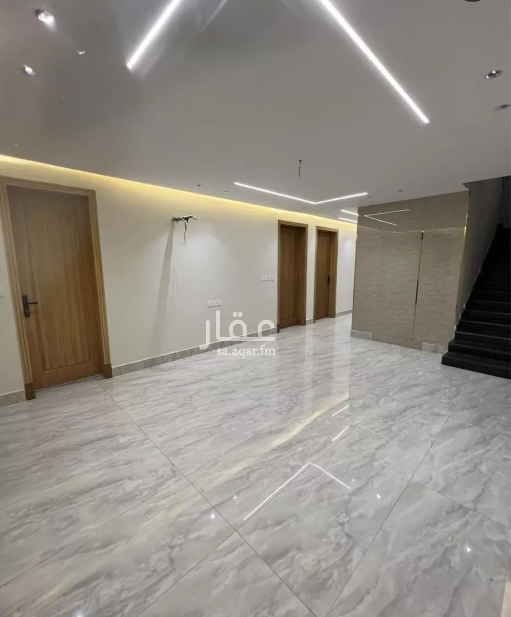 7 bedroom villa in King Fahd 3