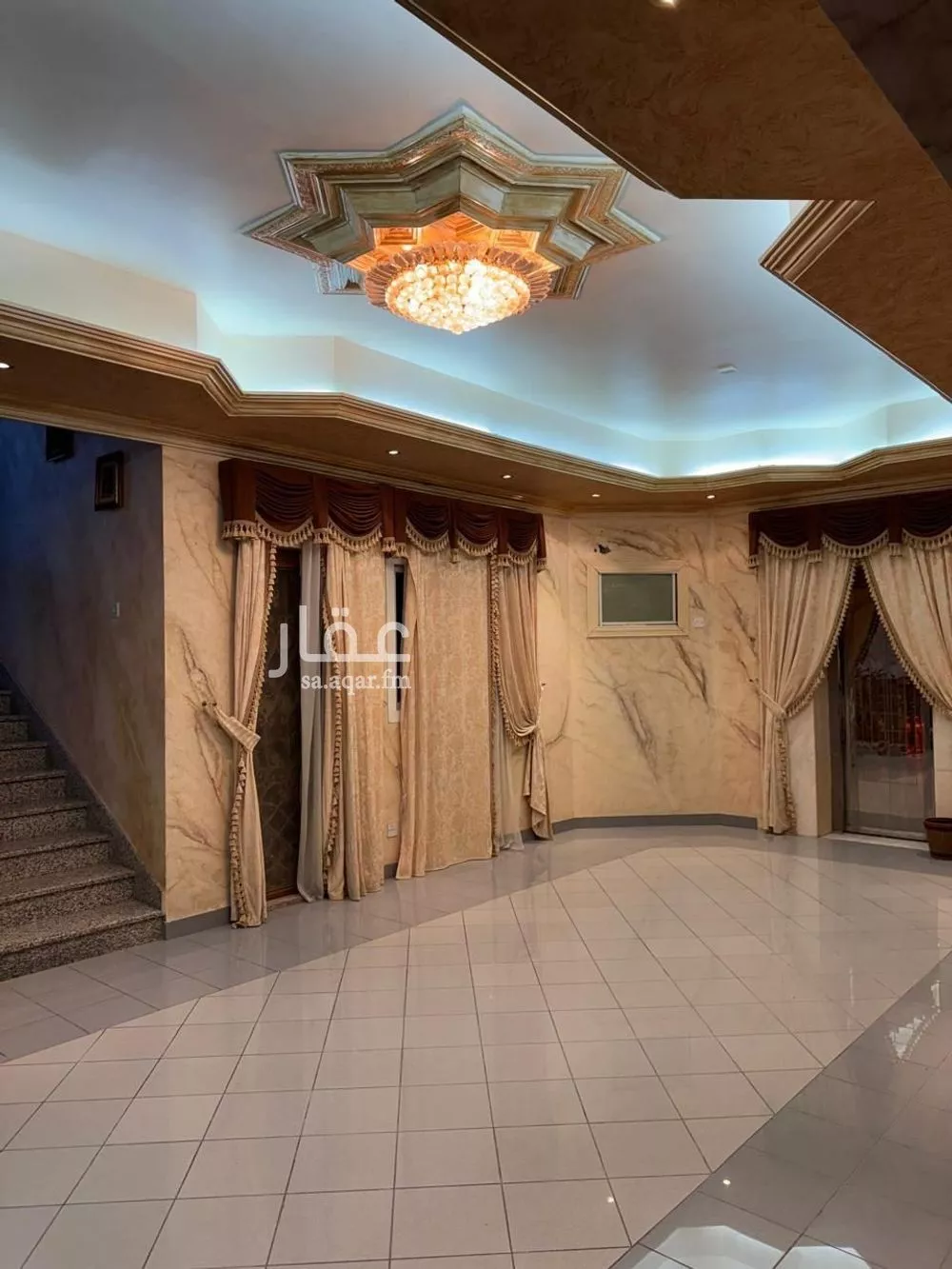 فيلا 9 غرف في العوالي 6