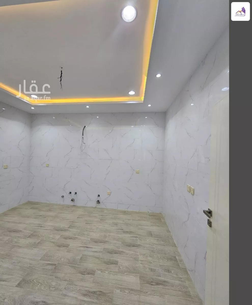 8 bedroom villa in Al Nawariyyah 15