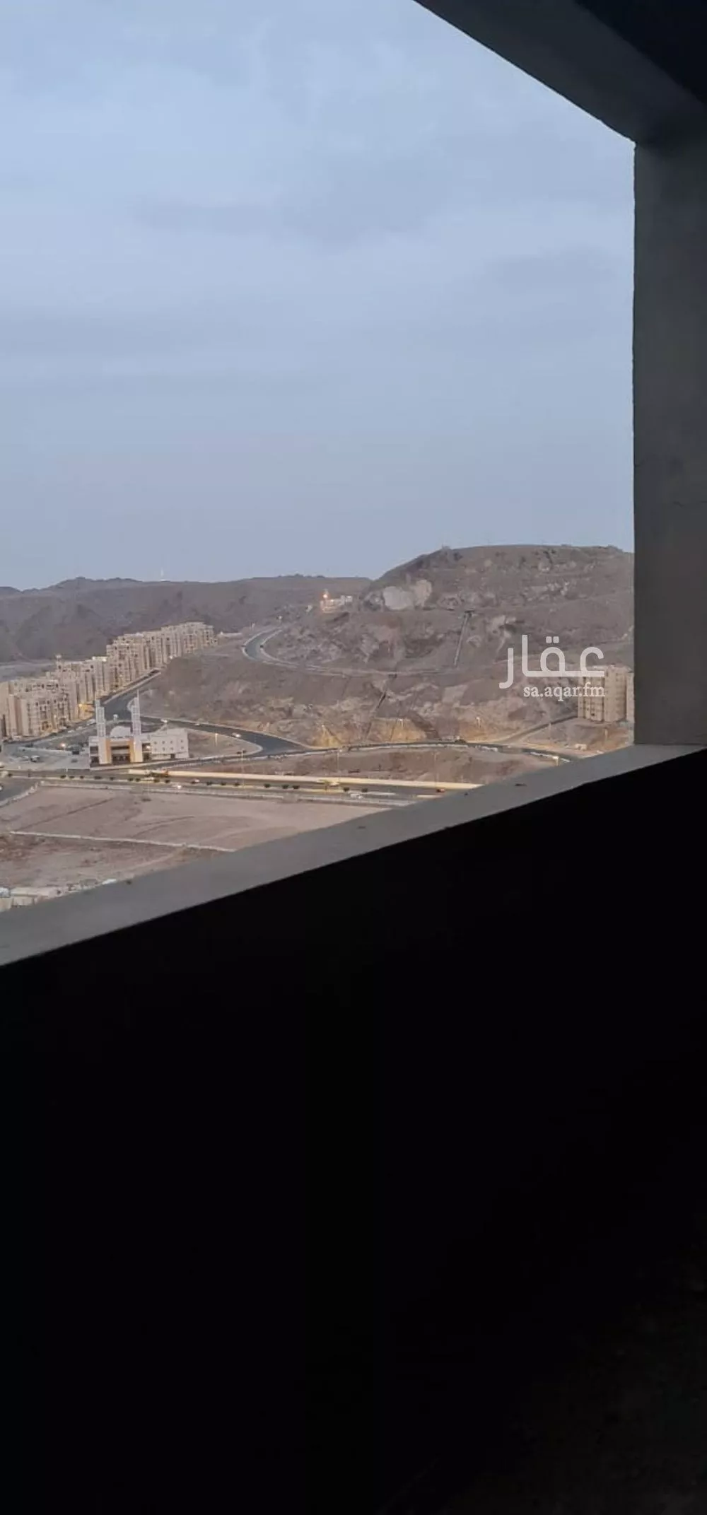 فيلا 10 غرف في الحمراء و ام الجود 2