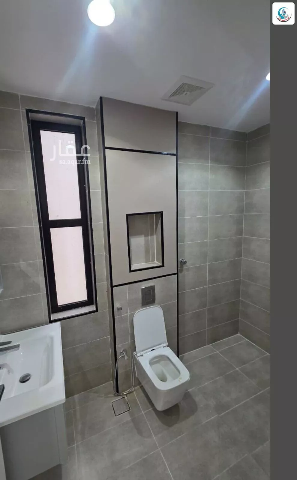 8 bedroom villa in King Fahd 12