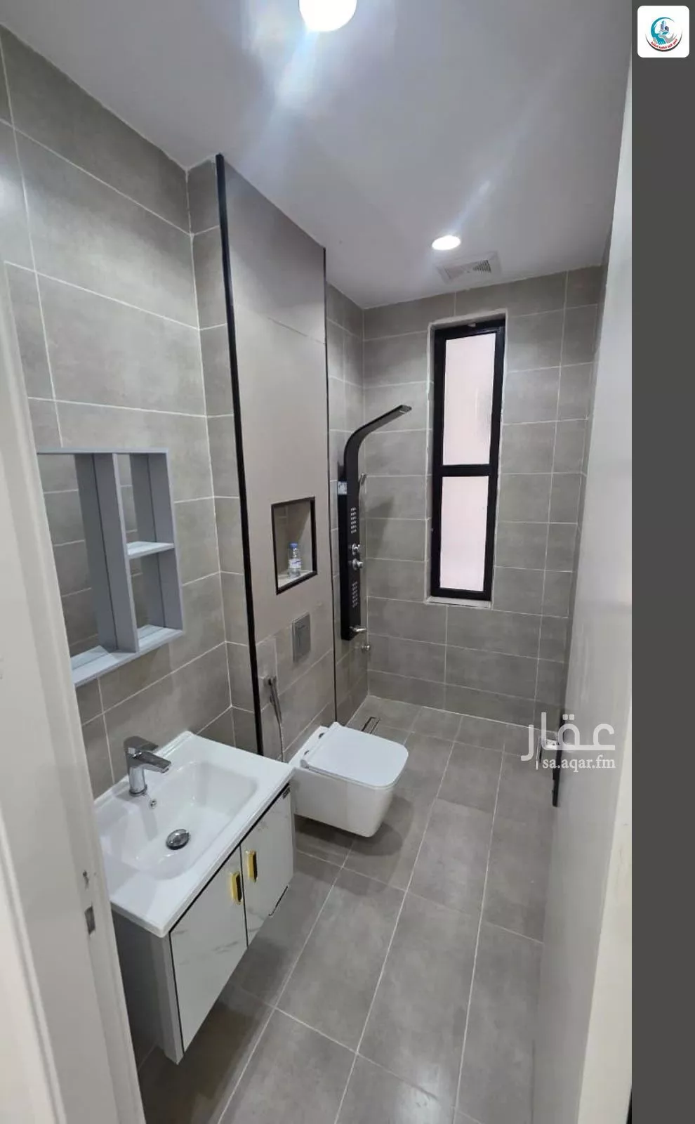 8 bedroom villa in King Fahd 15