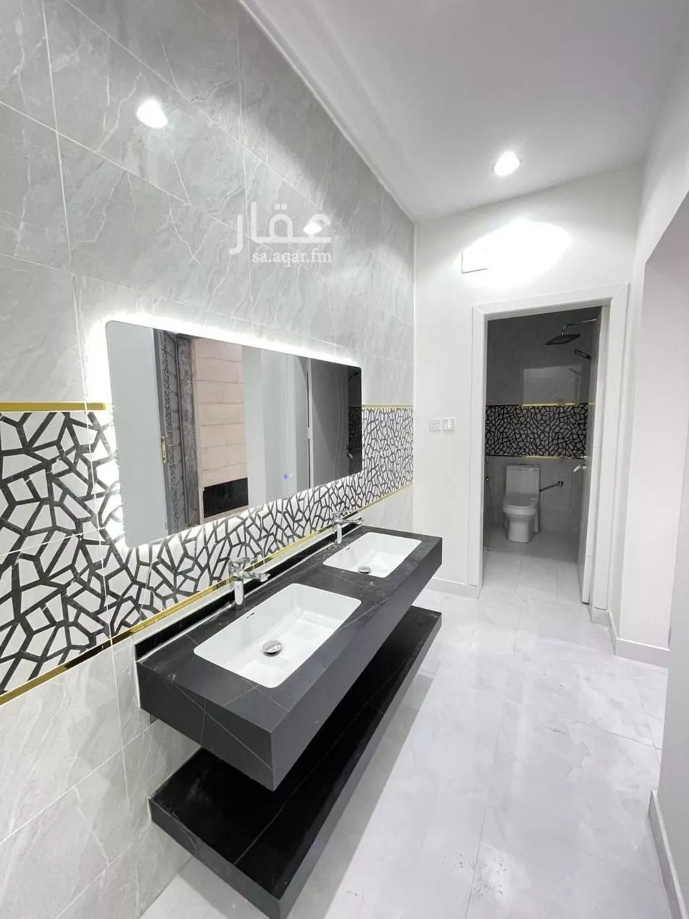 6 bedroom villa in Al Hijra 4