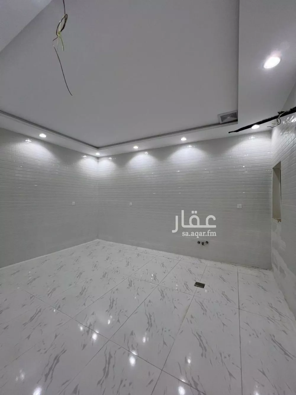 فيلا 6 غرف في الملك فهد 2