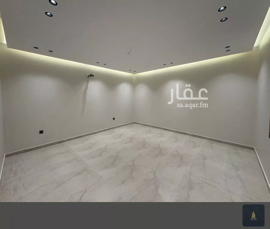 فيلا 10 غرف في الملك فهد 15
