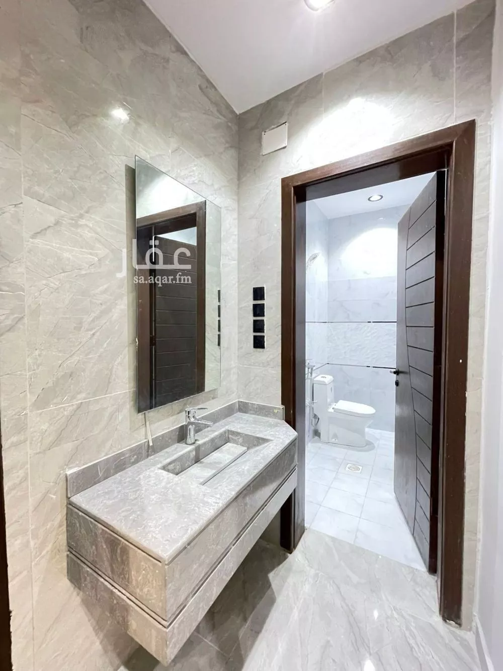 6 bedroom villa in Al Kakiyyah 18