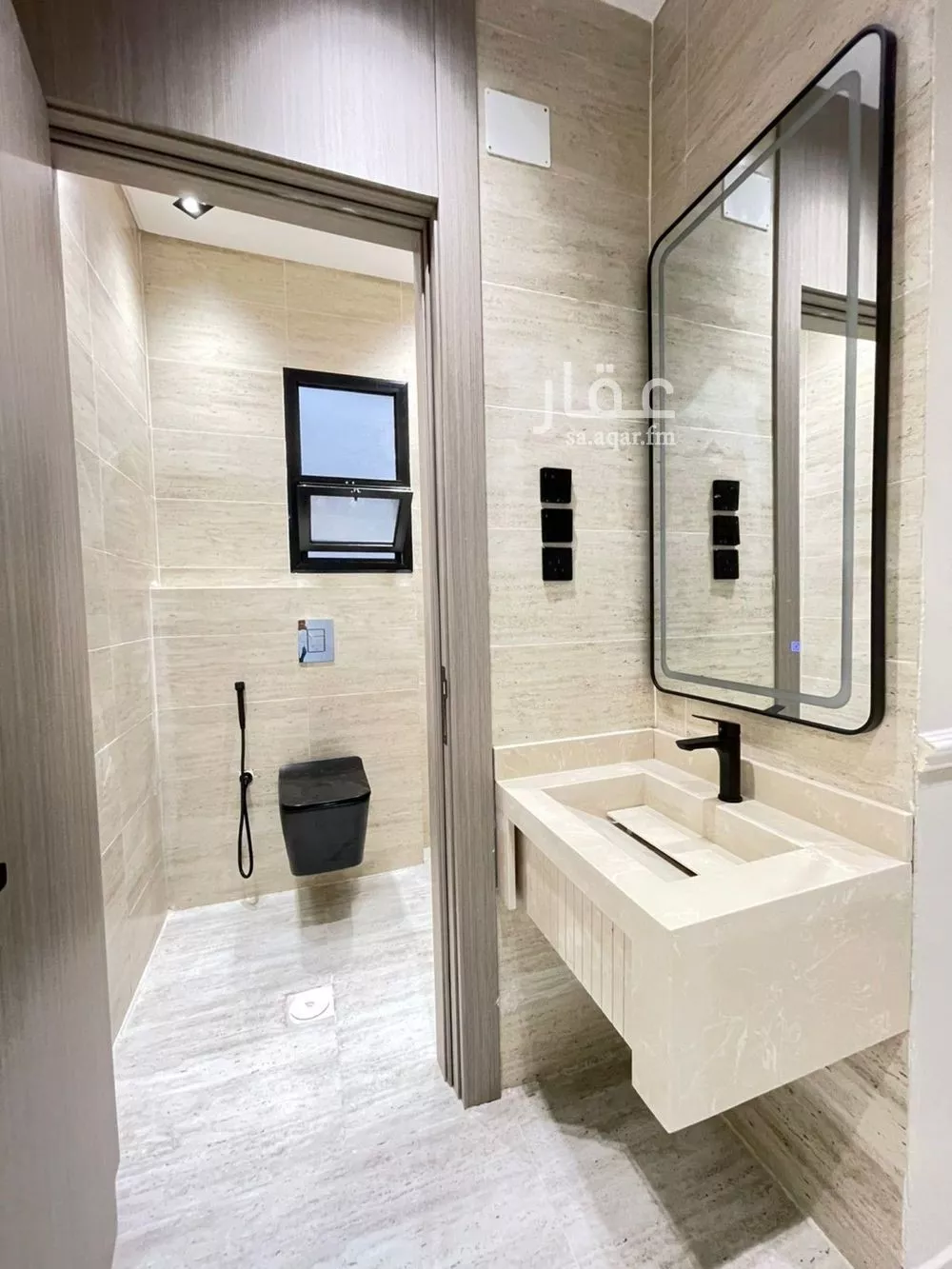 9 bedroom villa in Al Ukayshiyyah 10