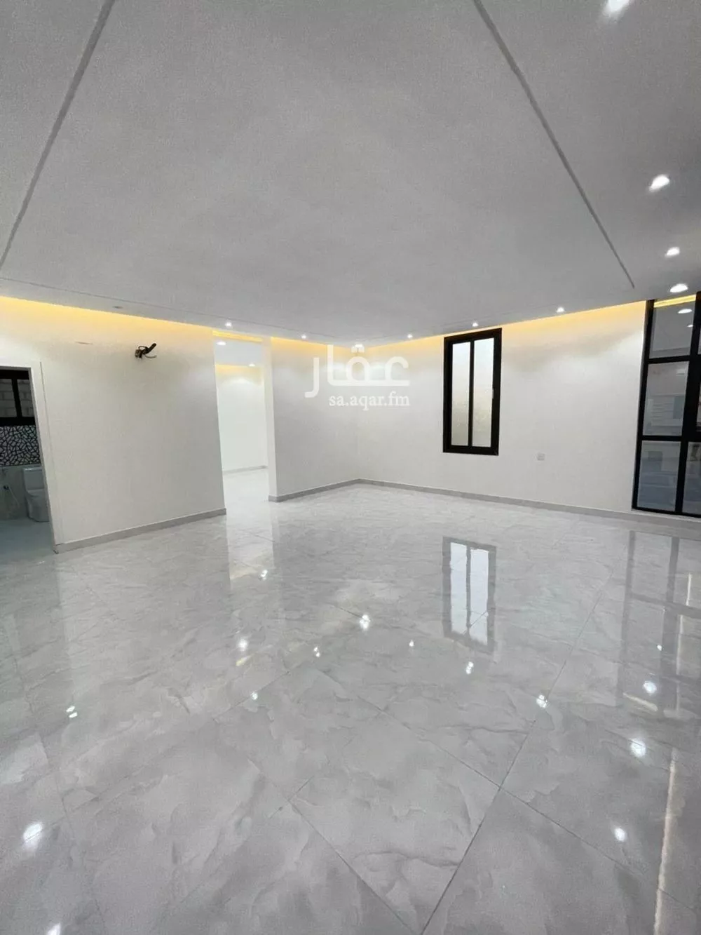 6 bedroom villa in King Fahd 17