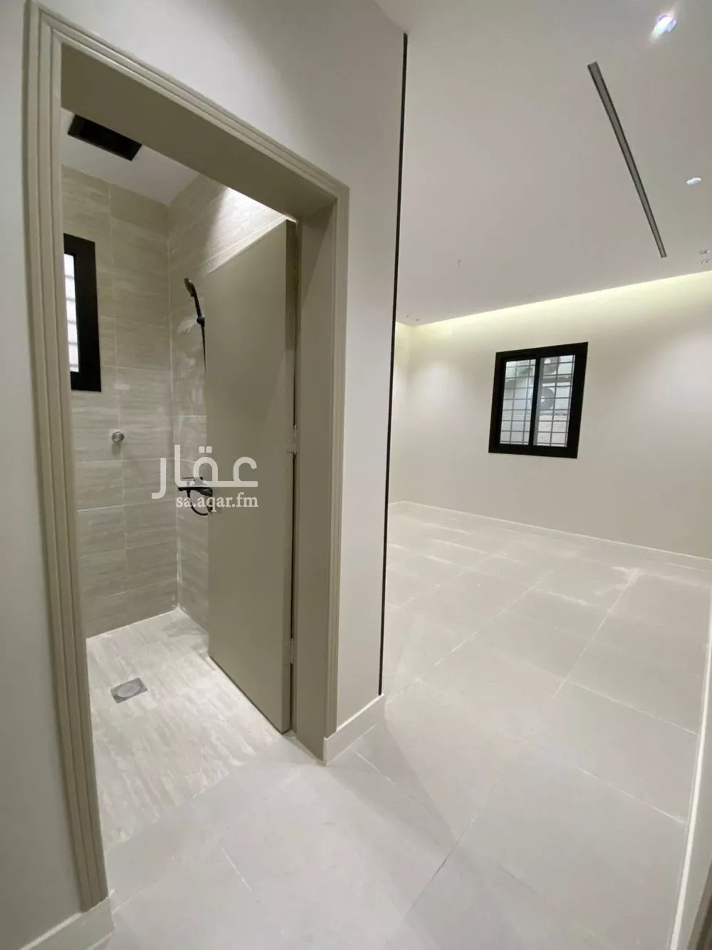 6 bedroom villa in Al Sharayea 5