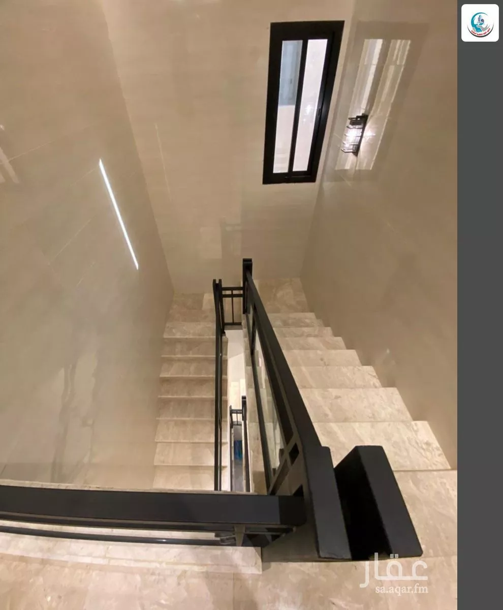10 bedroom villa in King Fahd 17