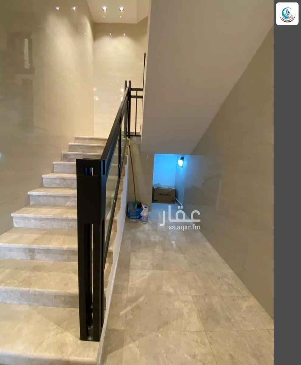 10 bedroom villa in King Fahd 3