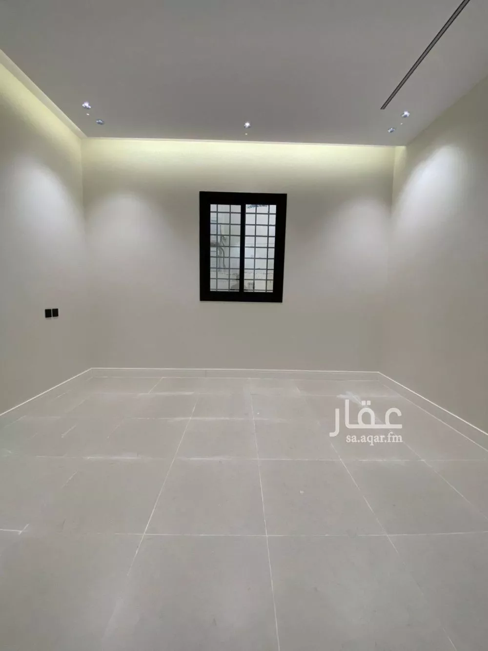 6 bedroom villa in Al Sharayea 10