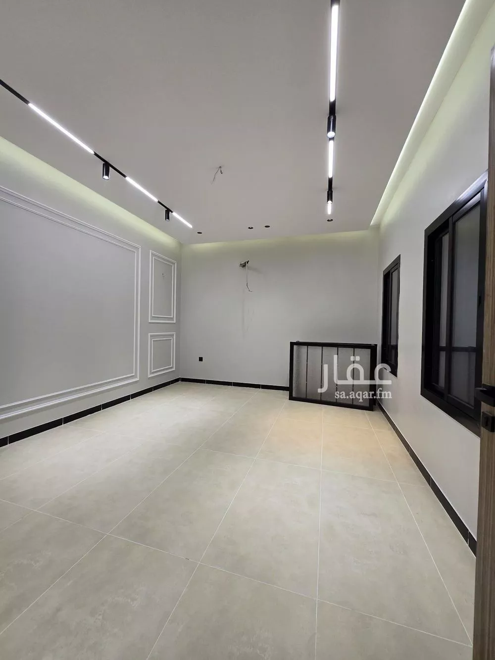 8 bedroom villa in King Fahd 16
