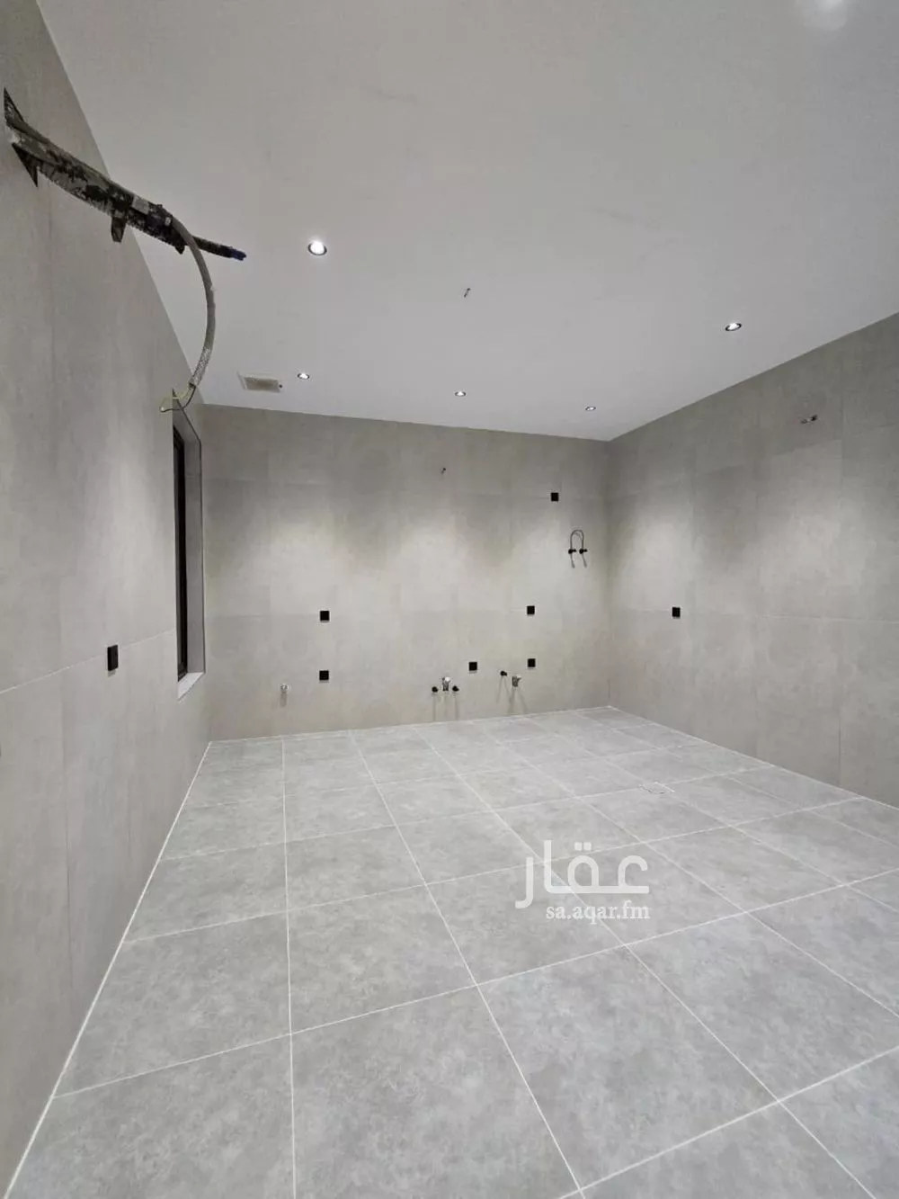 8 bedroom villa in King Fahd 30