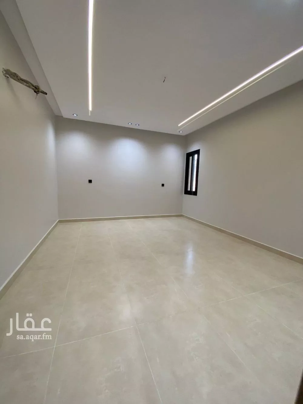 8 bedroom villa in King Fahd 5