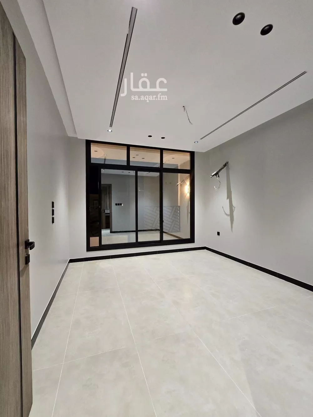 8 bedroom villa in King Fahd 8