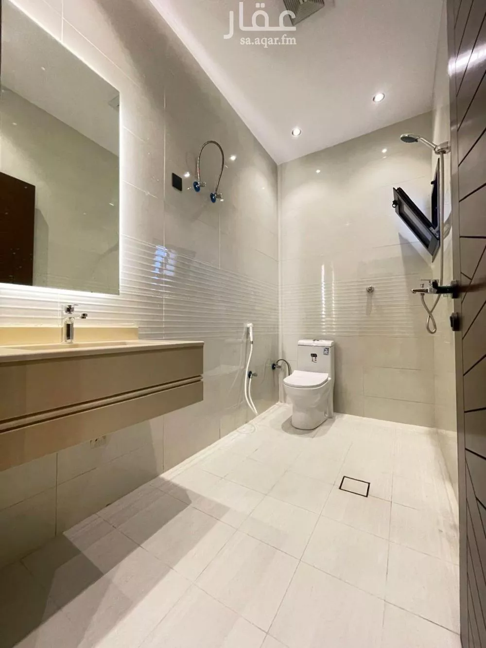 7 bedroom apartment in Al Kakiyyah 2