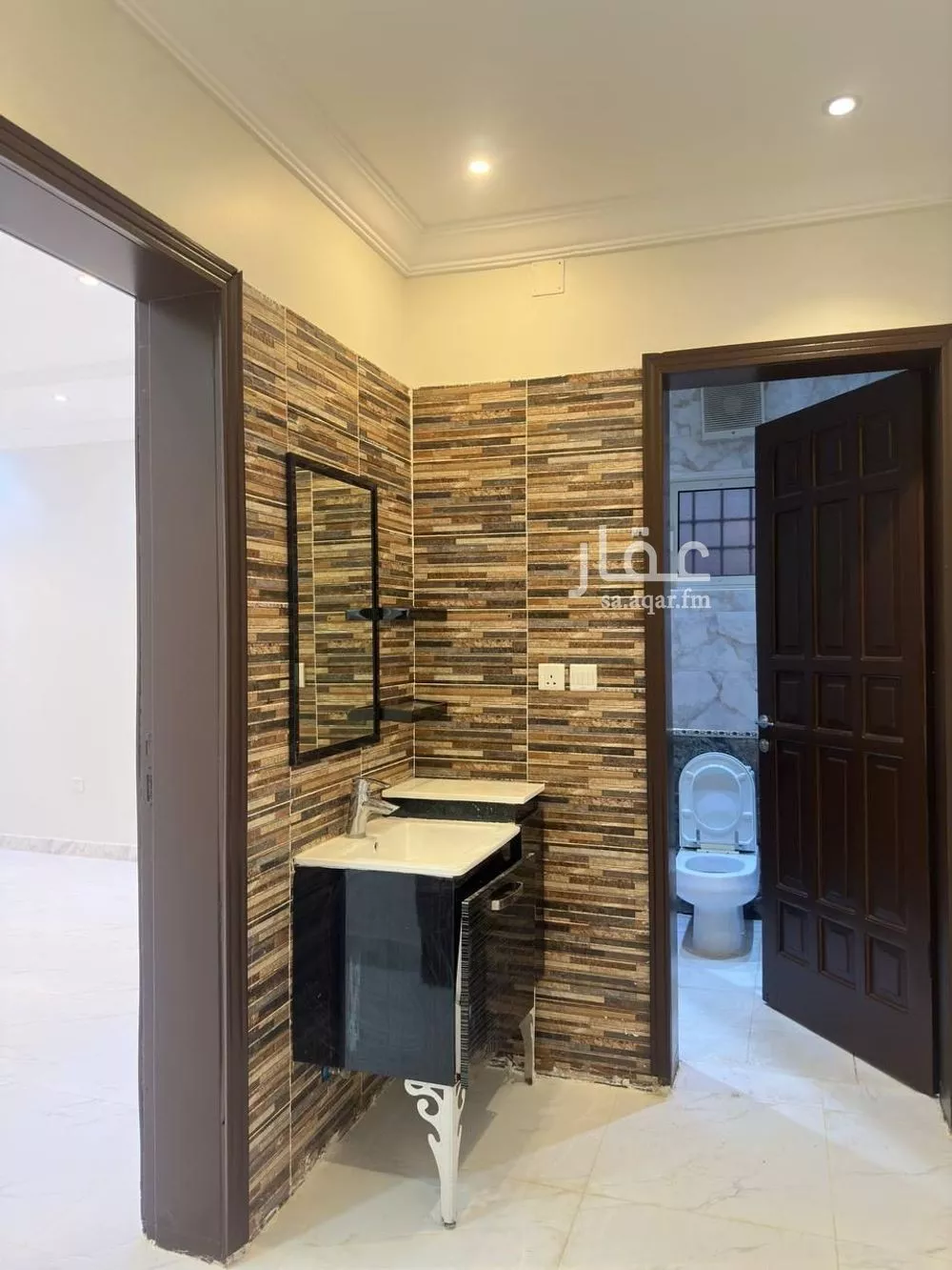 15 bedroom villa in Al Awali 20