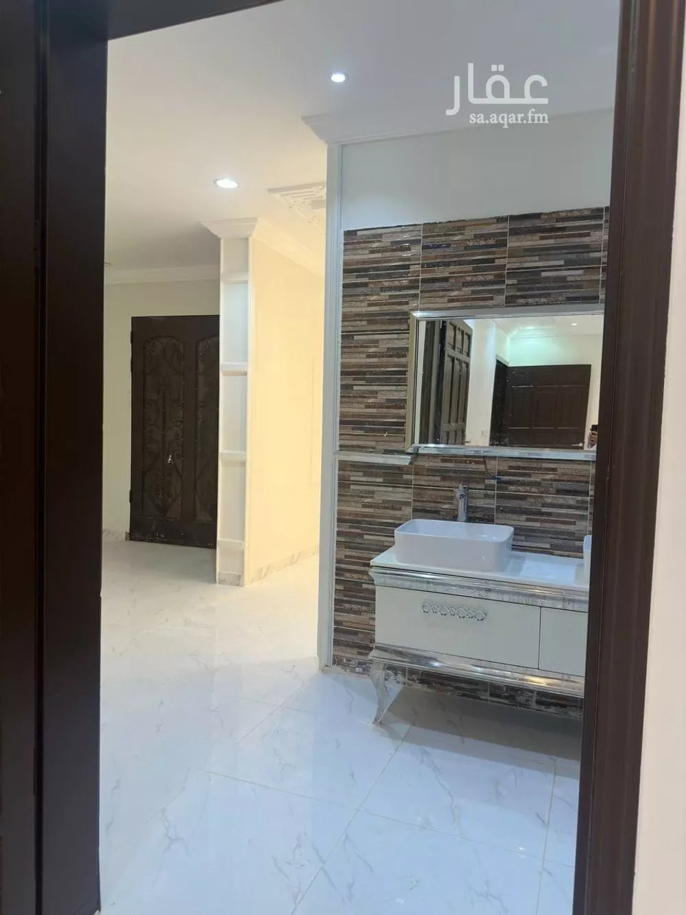 15 bedroom villa in Al Awali 25