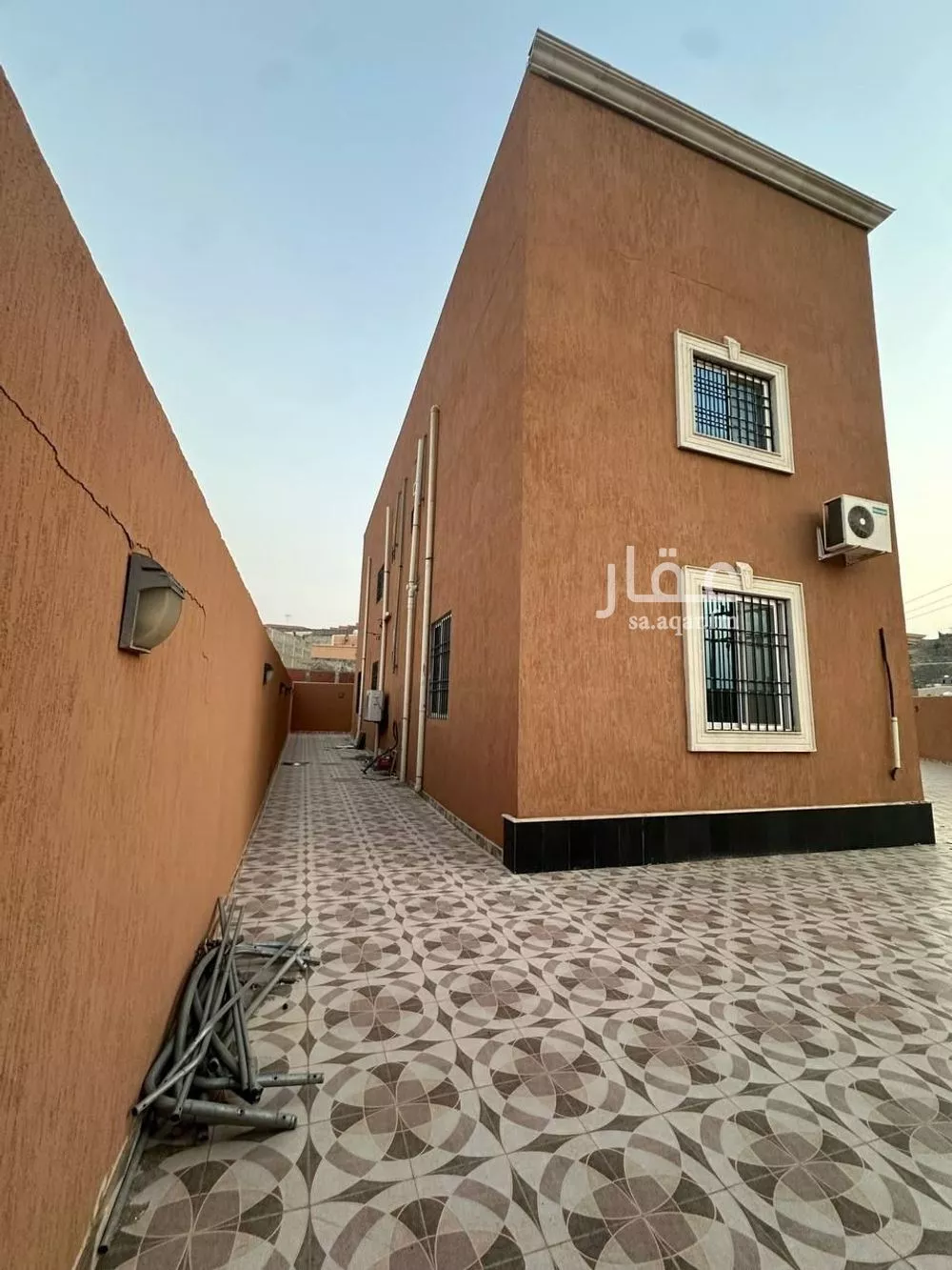 15 bedroom villa in Al Awali 8