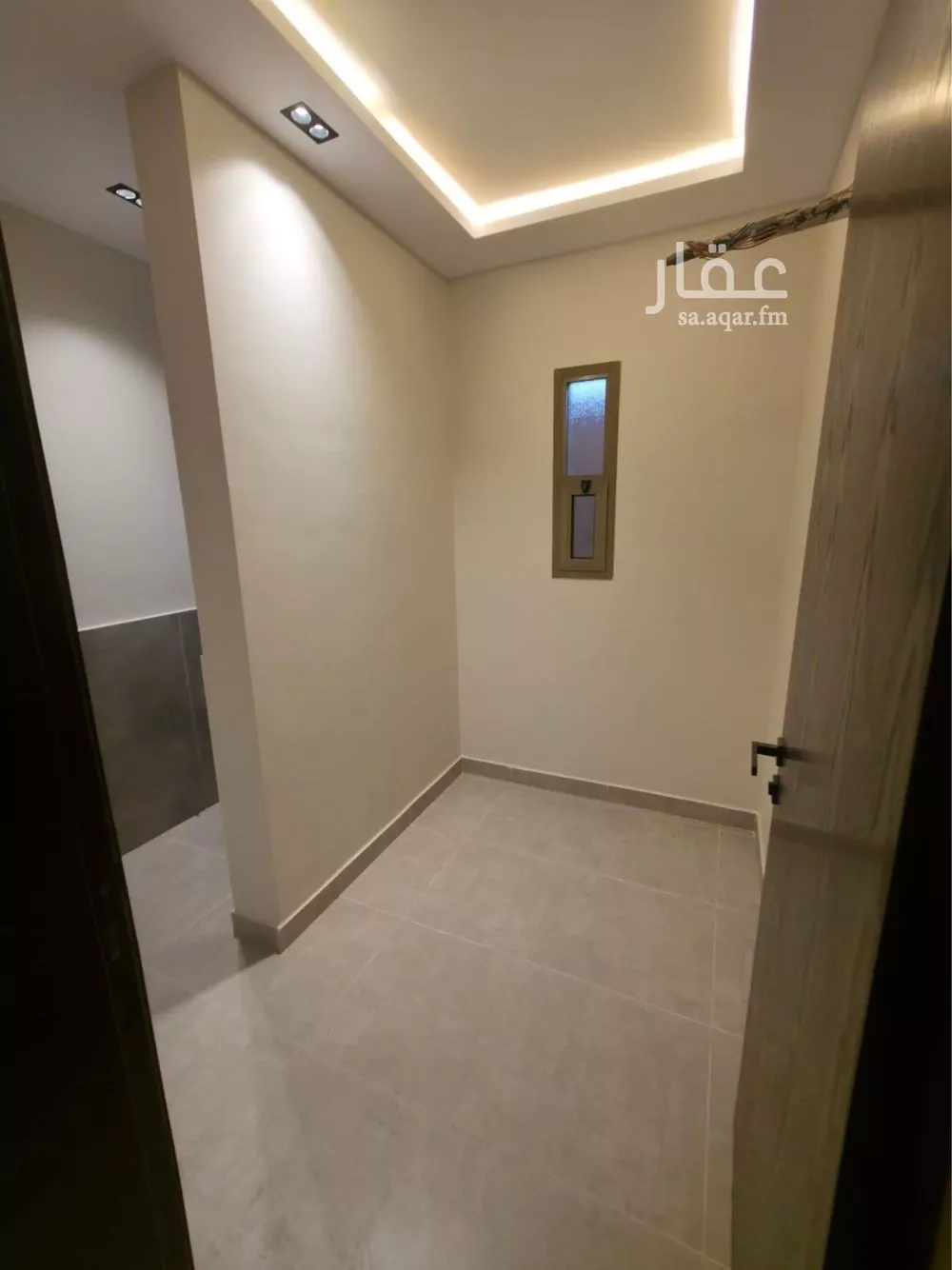 9 bedroom villa in King Fahd 19