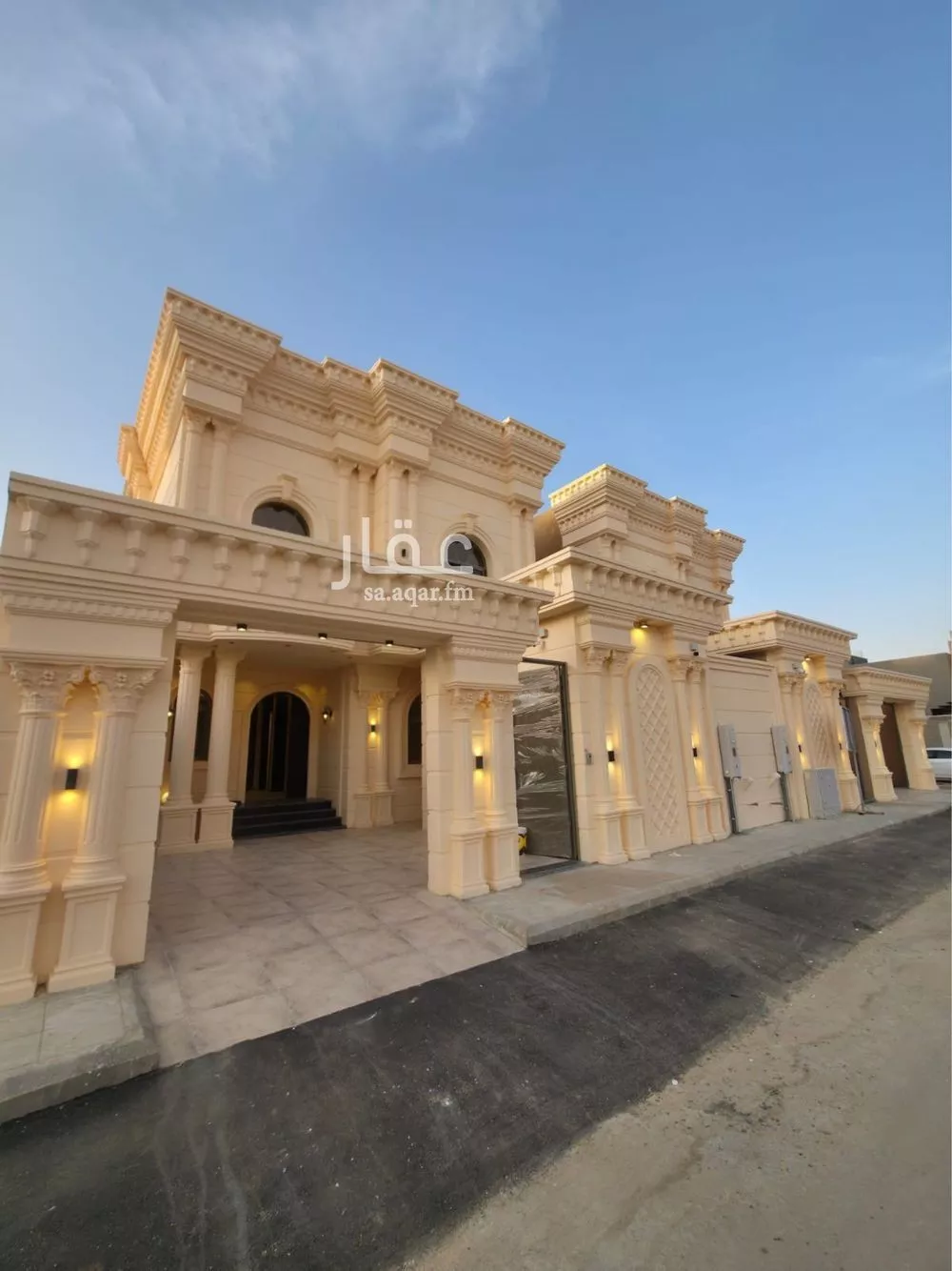 9 bedroom villa in King Fahd 3