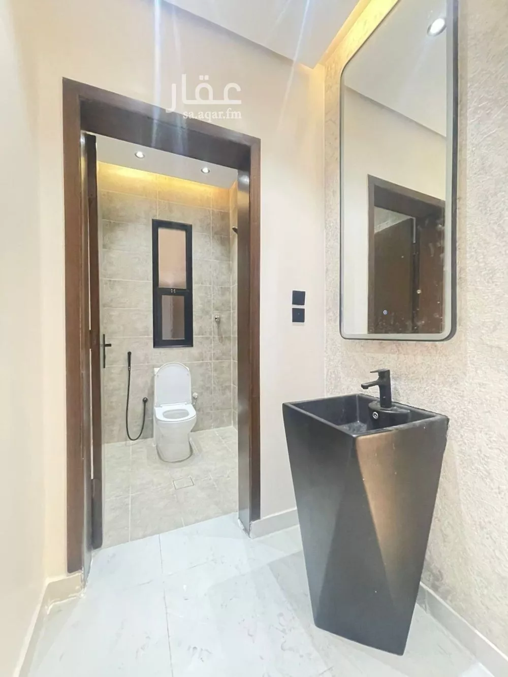 9 bedroom apartment in Al Kakiyyah 24
