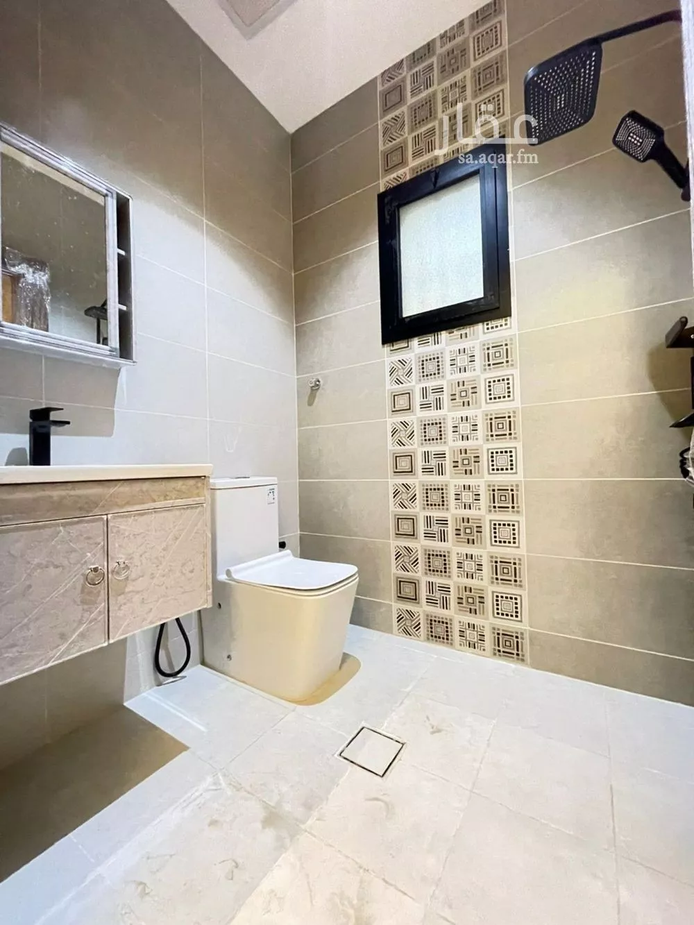 9 bedroom apartment in Al Ukayshiyyah 16