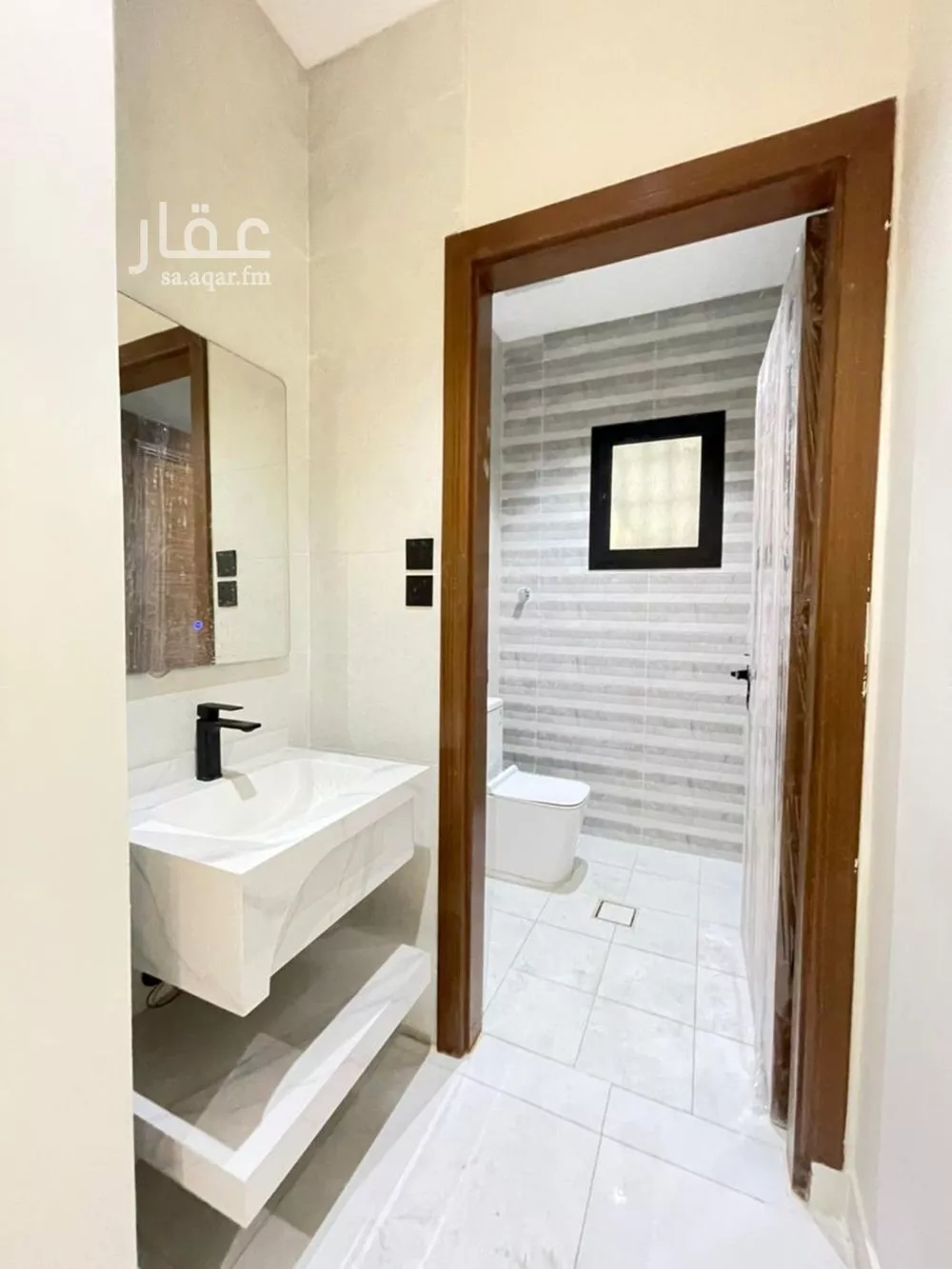 9 bedroom apartment in Al Ukayshiyyah 10