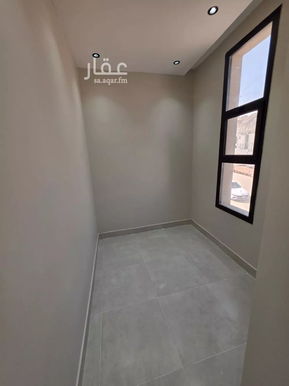 4 bedroom villa in Al Ukayshiyyah 15