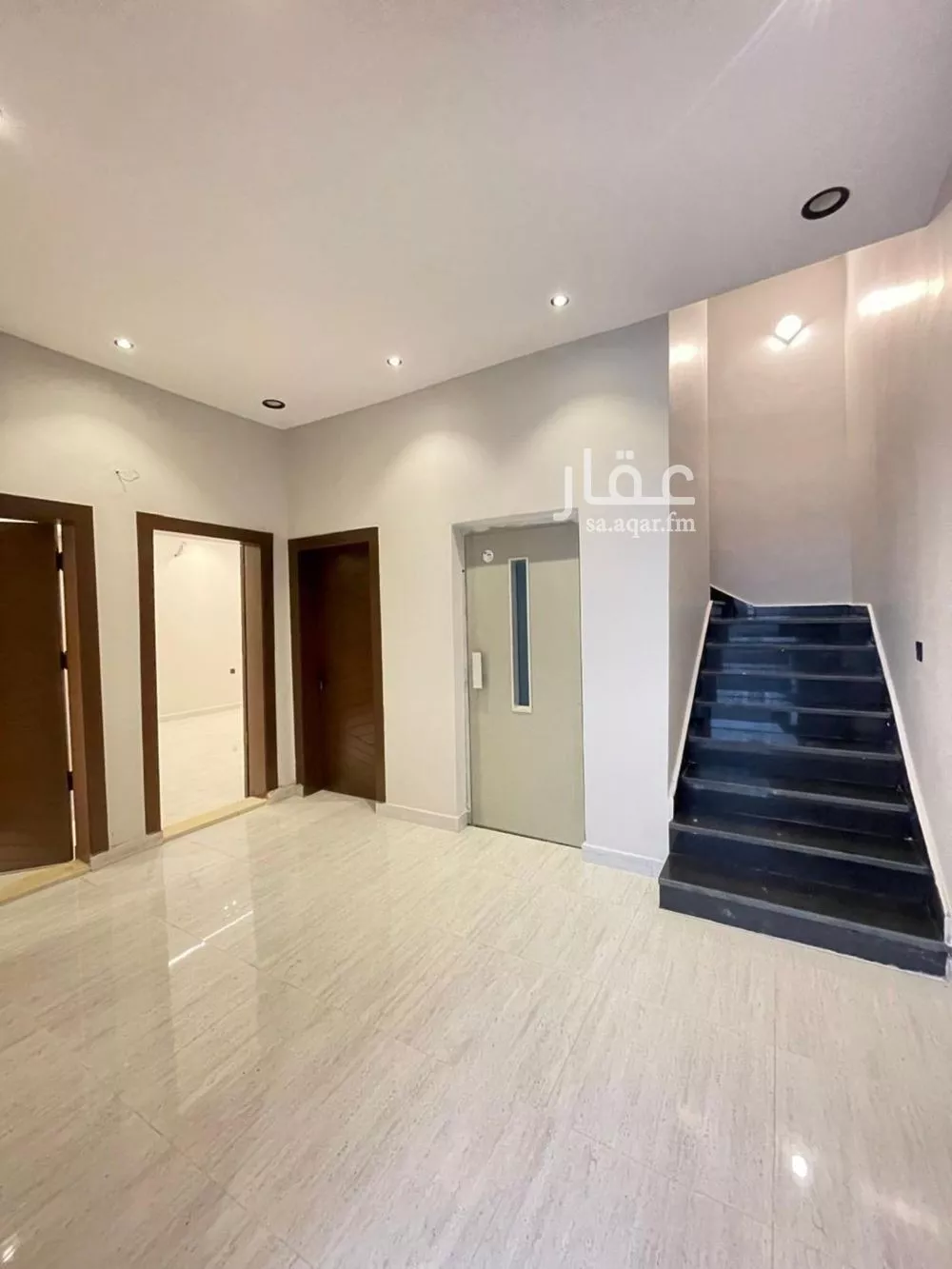 7 bedroom apartment in Al Ukayshiyyah 7