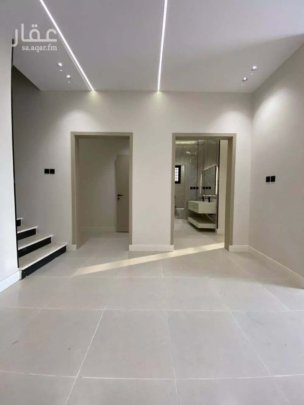 6 bedroom villa in Al Sharayea 11